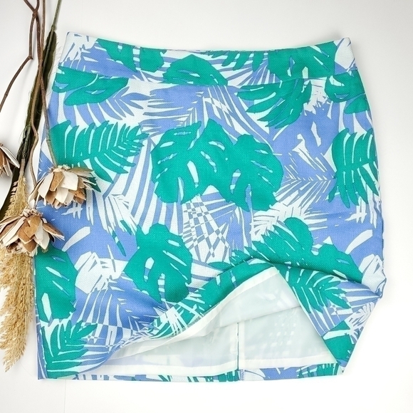 Loft Blue Green White Leaf Pattern Cotton Skirt Size 12 - Picture 12 of 12